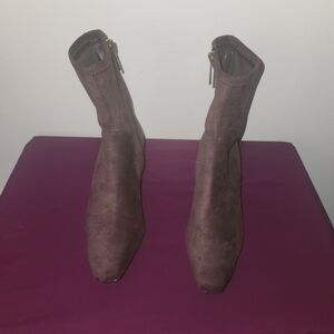 Anne Klein Dark Brown Faux Suede Heeled Ankle Boots Size 6